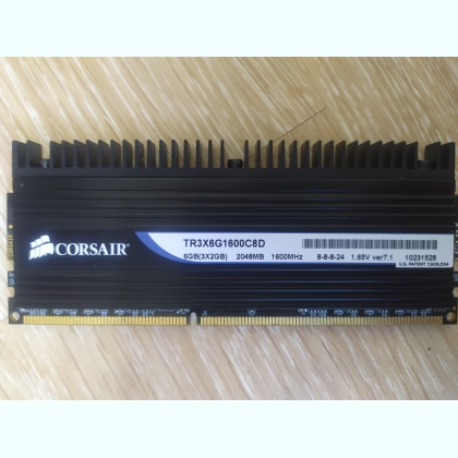     Corsair Dominator 4  2 GB DDR3 1600 Mhz